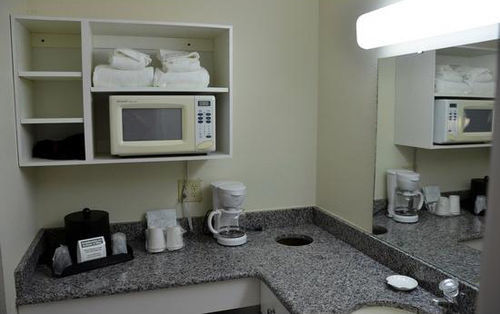 Cypress Cove Nudist Resort Поинсиана Екстериор снимка